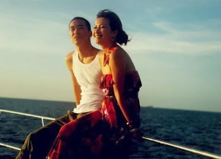 徐静蕾和黄立行相恋多年为何迟迟不结婚?