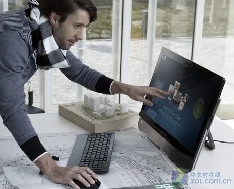 图赏：联想一体机 IdeaCentre B520