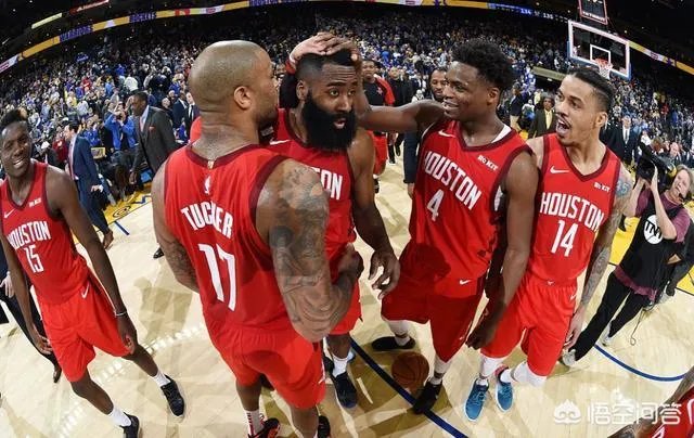 火勇裁判报告官宣，杜兰特界外救球是因哈登先犯规，火箭绝杀三分未提及，你怎么看？