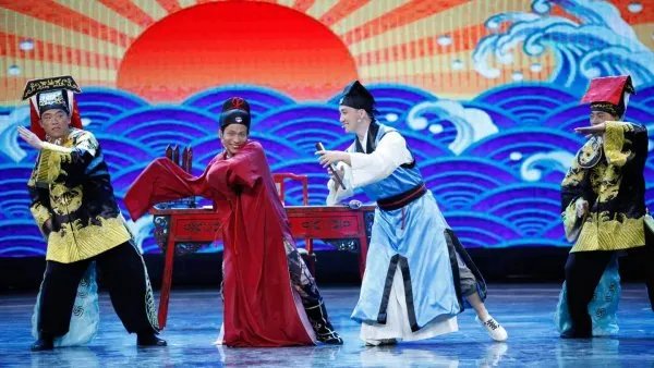 大家对《欢乐喜剧人》中的宋小宝团队有何看法？