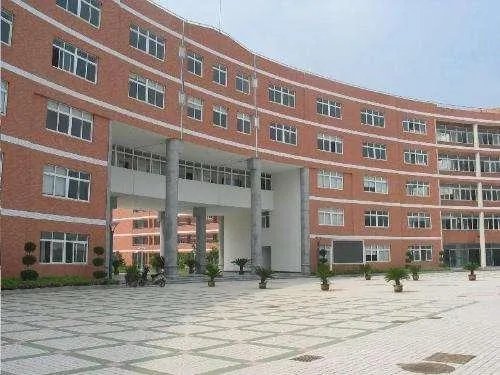 为什么部分高校学生反感开学后的封闭式管理?