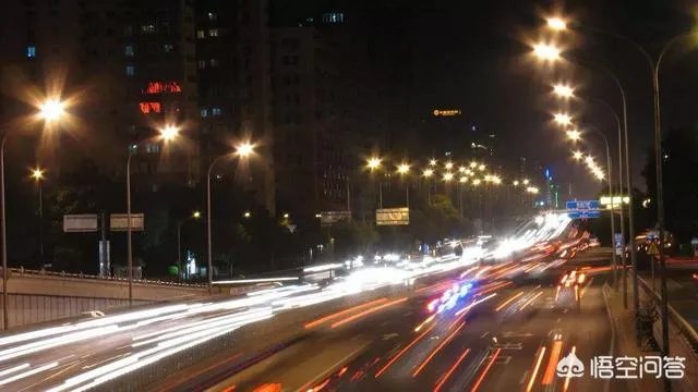 高速公路为什么不安装太阳能路灯？