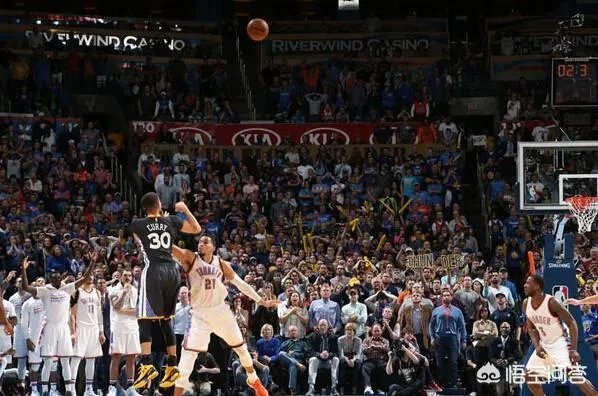 如果需要最后超高难度三分绝杀，科比、库里、哈登你会选谁？