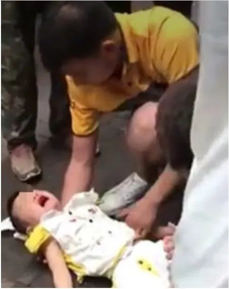 4岁男童坠楼被救没有？