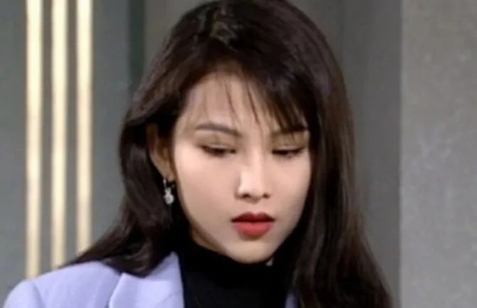 朱茵和邱淑贞的经典镜头，都比不过蔡少芬的“低头杀“，你觉得呢？