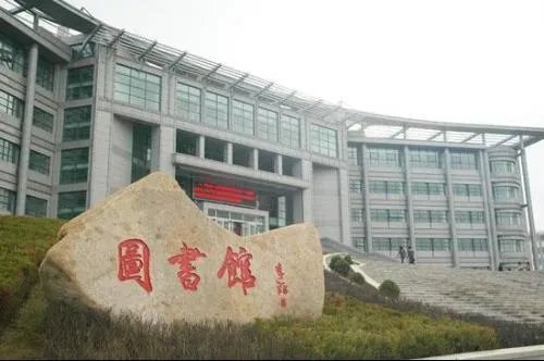 鞍山的辽宁科技大学是几本？学校怎么样？