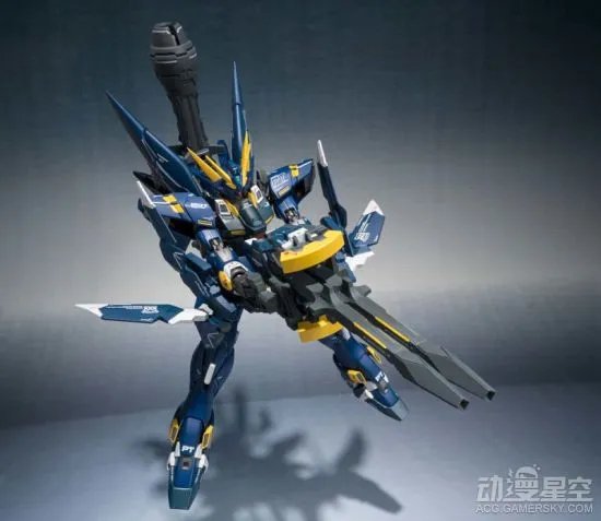 《超级机器人大战30》凶鸟30模型 全武装破坏力爆表