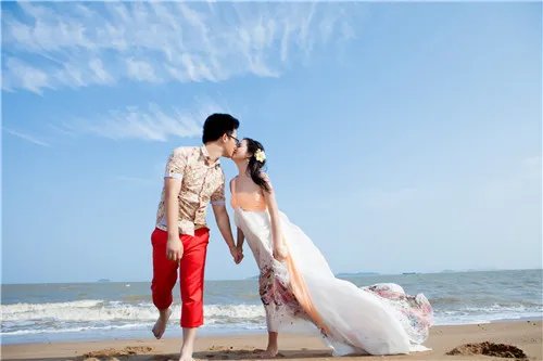 厦门拍婚纱照要多少钱 怎样团购婚纱照