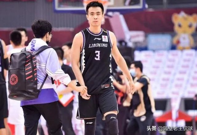 赵继伟发文耐人寻味，真厌恶篮球还是另有隐情，谁会成理想下家？