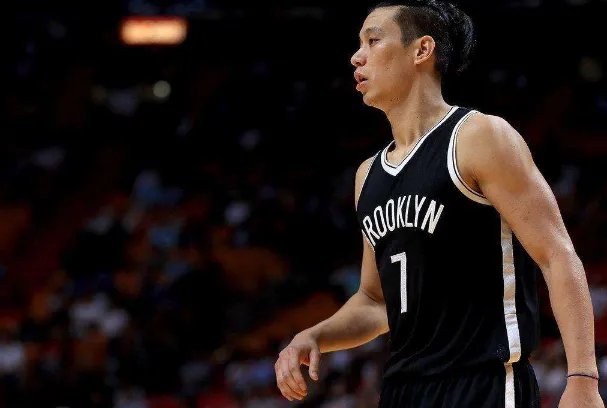 林书豪曾经震撼世界，是什么原因让林书豪无缘NBA？