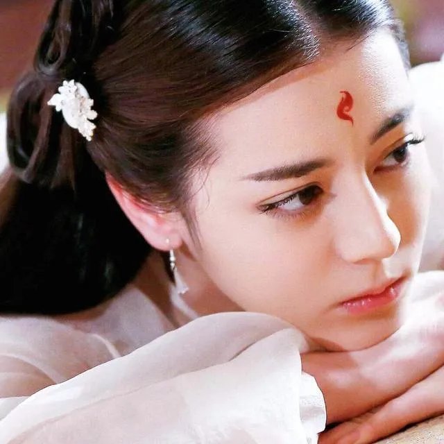 如果2020年度女明星最美榜投票，你将会投票前三名是谁？