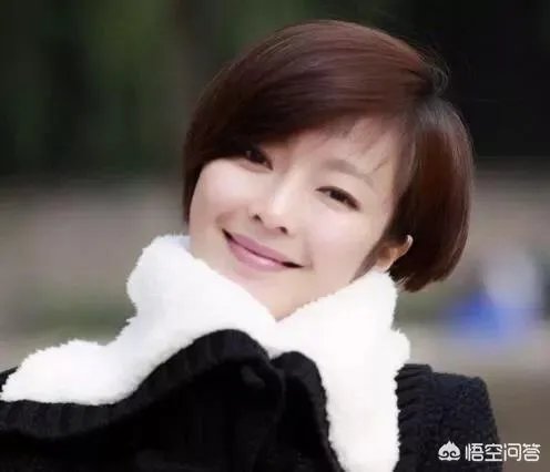 刘希媛三亚因违规停车与保安发生口角，一骂成名，对此你怎么看？