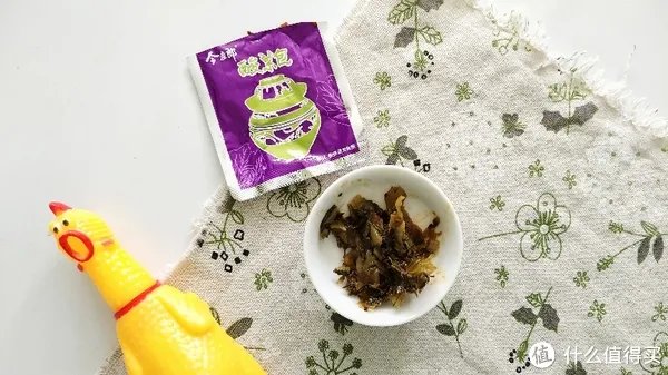 ​关于“老坛酸菜”:   统一、康师傅、大今野，还有那街那巷～