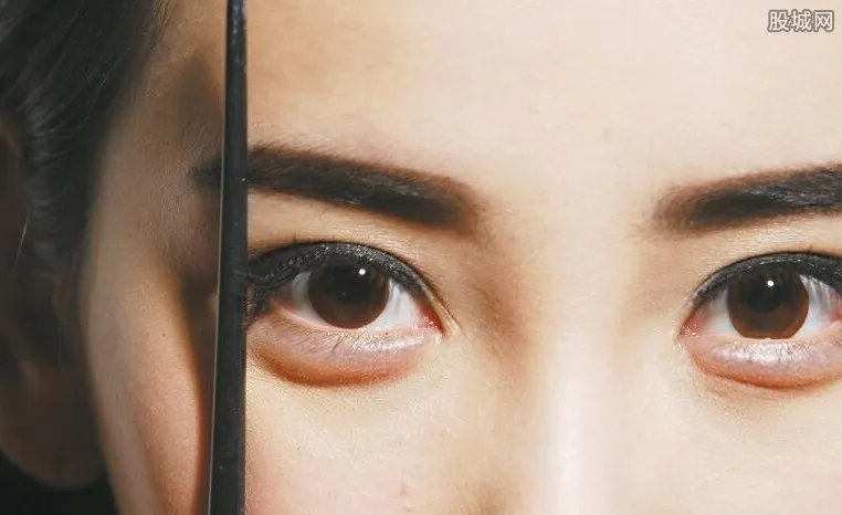 眉粉好还是眉笔好 眉笔和眉粉有哪些区别