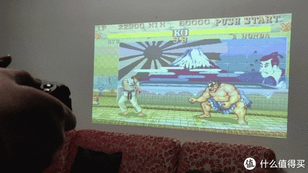 坚果G7评测：没时间带孩子去电影院？在家也能拥有影院级体验！