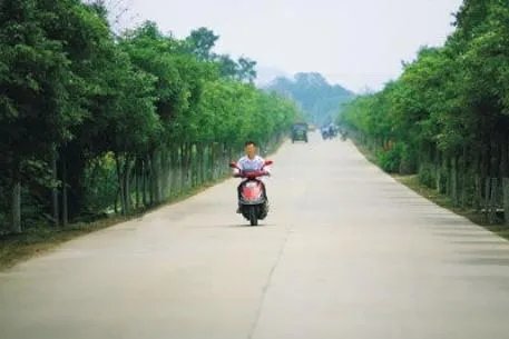 现在买房子太贵了，农村40万就能建“豪华”独栋别墅？是真的吗？