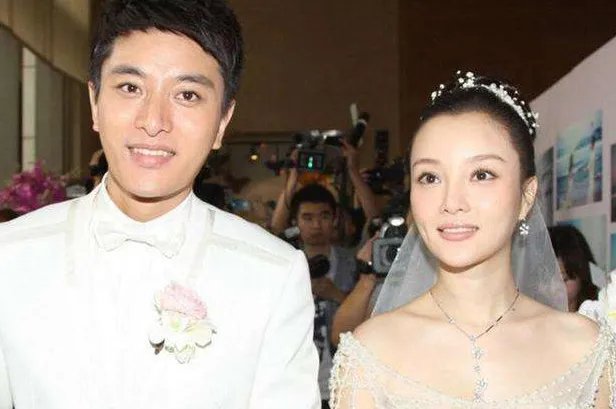 如何看待PG one与李小璐深夜出入同一小区？