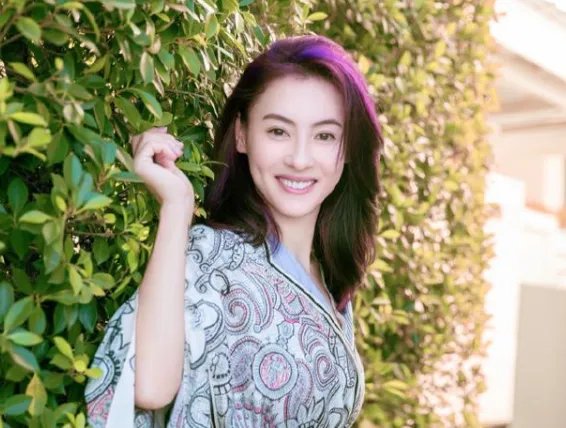 张柏芝小腹凸起被疑怀四胎,为了生女儿未婚生子,值得吗