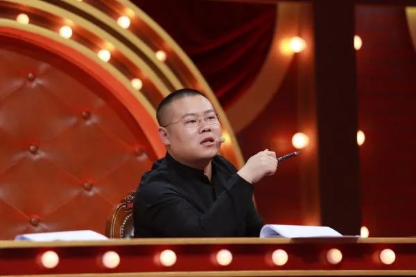 岳云鹏现在在德云社是什么地位?