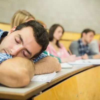 睾丸潮湿是什么原因