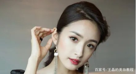 林依晨辟谣早起为公婆请安，对此你怎么看？