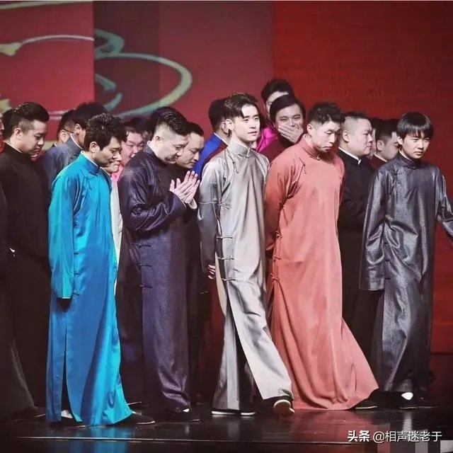 郭德纲徒弟刘九思深夜发文：感慨从艺之难，躺在功劳簿前行要感恩。你怎评价呢？