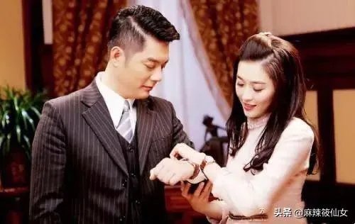 与傅程鹏离婚后，独自抚养儿子的程愫现状怎么样了？