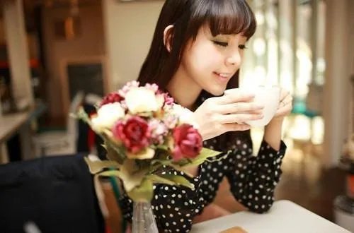 男主姓霍军人女主重生七猫全本小说（男主姓霍军人女主重生七猫）全文阅读