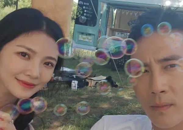 杜淳再带素人老婆参加新综艺，有透露是什么综艺吗？