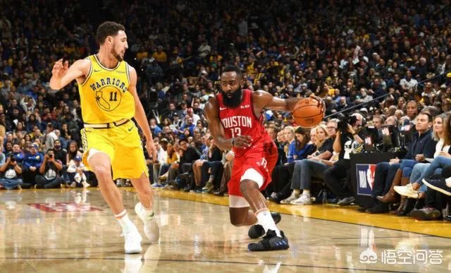 火勇裁判报告官宣，杜兰特界外救球是因哈登先犯规，火箭绝杀三分未提及，你怎么看？