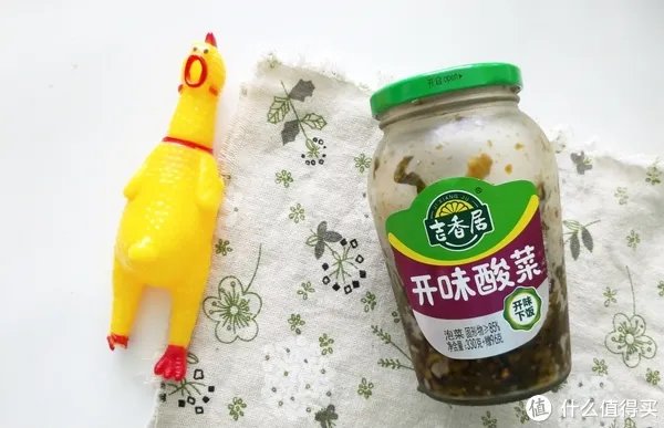 ​关于“老坛酸菜”:   统一、康师傅、大今野，还有那街那巷～