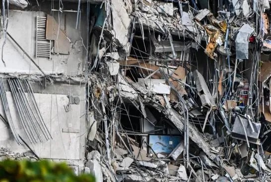 美国佛州楼房倒塌事故最终导致98人遇难，死者家属是否可以得到赔偿？