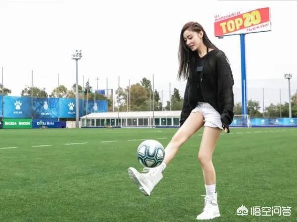 张天爱造访西班牙人俱乐部，为什么没有和武磊互动？