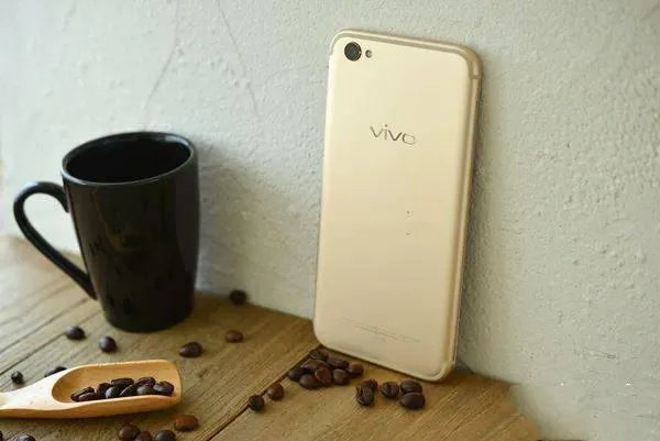oppo拍照手机和vivo X9哪个好？