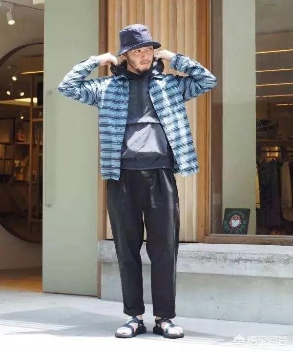 哪个品牌的凉鞋最好？