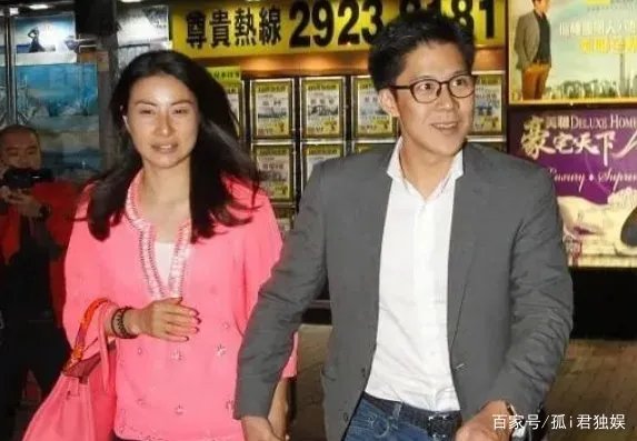 霍启刚是真豪门,但低调的郭晶晶更“壕气”!很少露面的她为何突然出现?