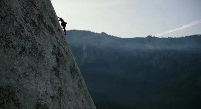 你怎么评价电影《徒手攀岩》？