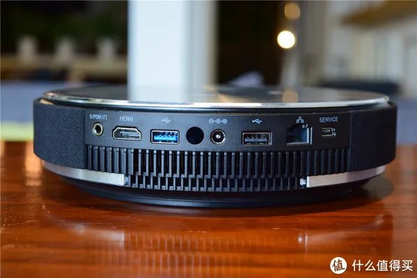 坚果G7评测：没时间带孩子去电影院？在家也能拥有影院级体验！