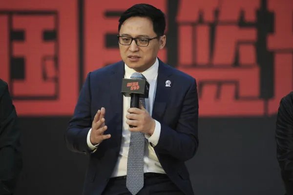 如何看待王大为辞去CBA公司CEO一职？