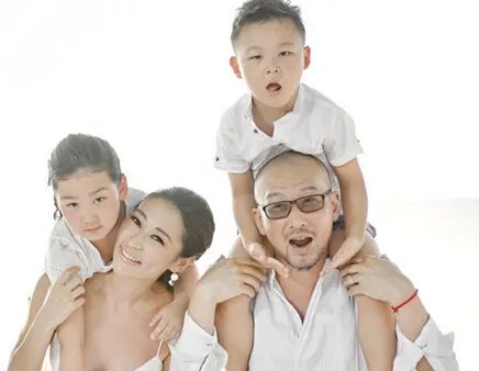 马伊琍前夫管虎女儿萌照曝光 揭秘二人感情经历