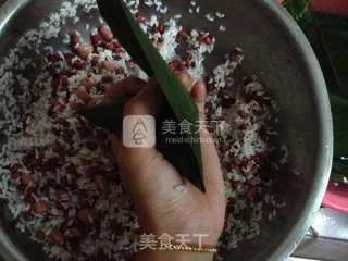 儿时的最爱--花生红豆粽子