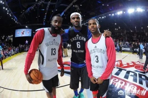 火箭队目前是17连胜,和取得22连胜的火箭队,哪个综合实力更强?