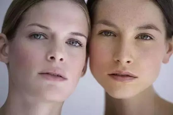 素颜也很漂亮的女生，长什么样？