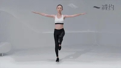 李湘成功瘦回了当年的好身材，她是怎么做到的？