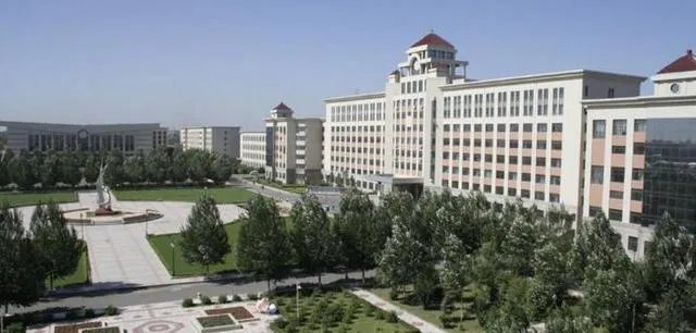 哈尔滨金融学院怎么样？