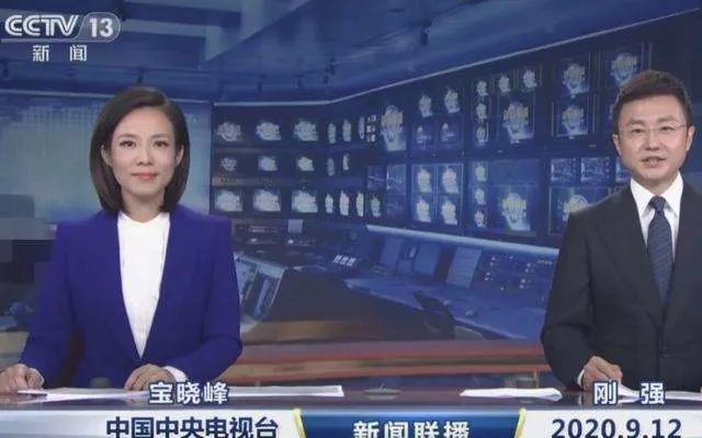 宝晓峰称听到联播片头手心出汗了，网友对此有何评价？