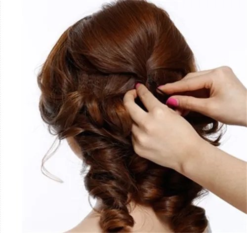 刘海新娘发型图片欣赏  如何打造齐刘海发型