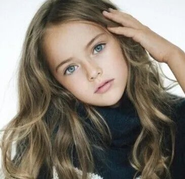 克莉丝汀娜·碧曼诺娃的介绍