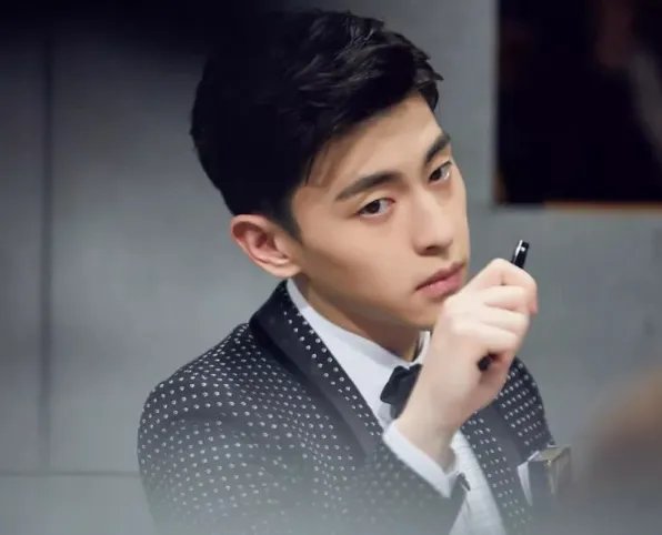 邓伦说人生难得窝囊，你怎样理解这句话的涵义 ？