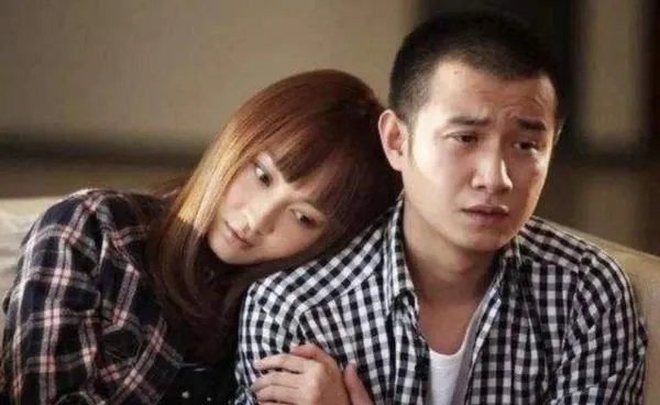 《裸婚时代》中的刘易阳童佳倩那么相爱，为什么最后走向了离婚？